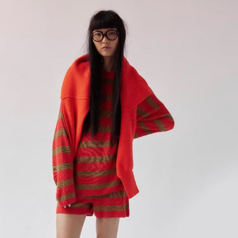 NWT Malibu Surf Sweater Set